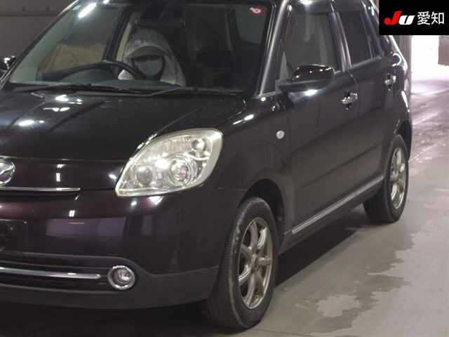 MAZDA VERISA 2012