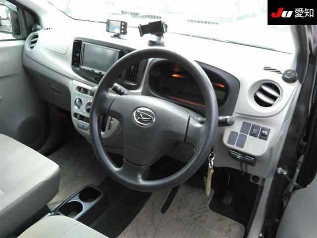 DAIHATSU MIRA E S 2012