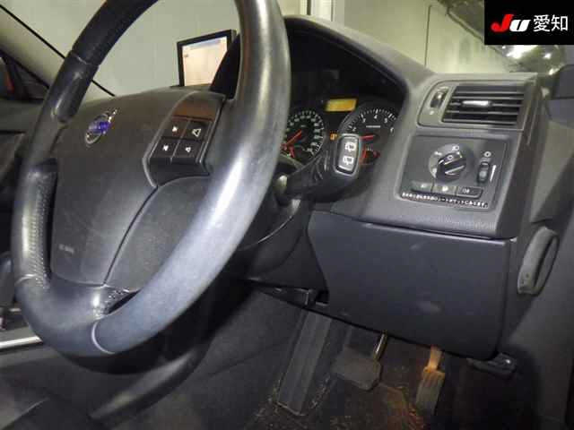 VOLVO V50 2012