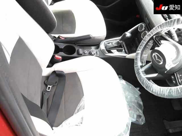 MAZDA MAZDA2 2020