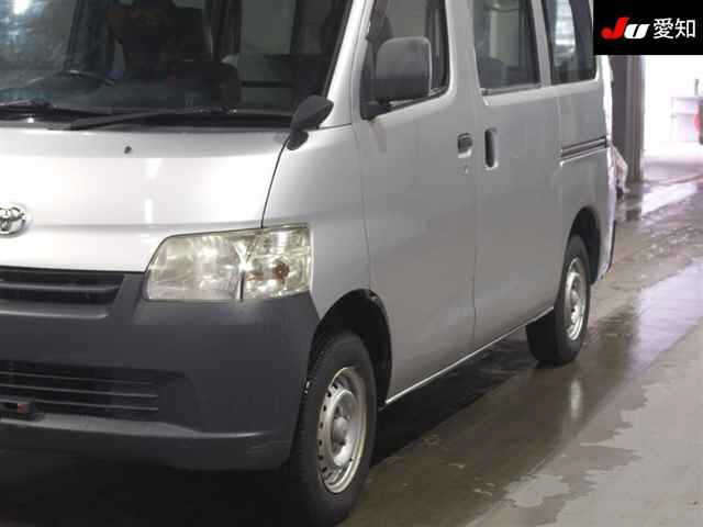 TOYOTA TOWN ACE VAN 2016