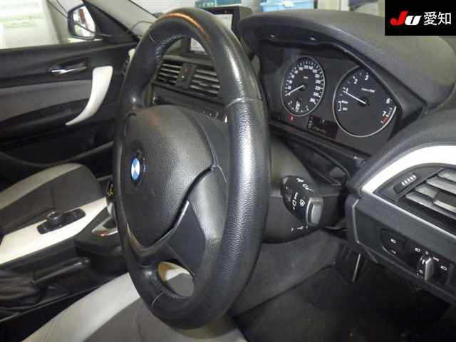 BMW 1 SERIES 2012