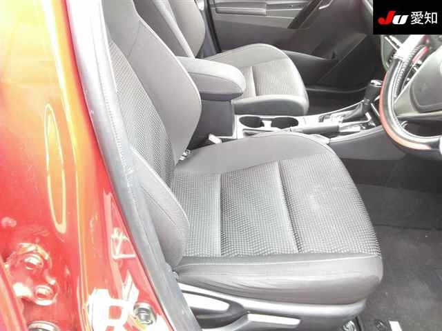 TOYOTA AURIS 2016