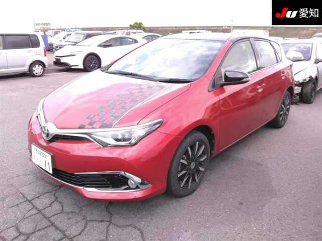 TOYOTA AURIS 2016