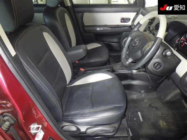 MAZDA VERISA 2013