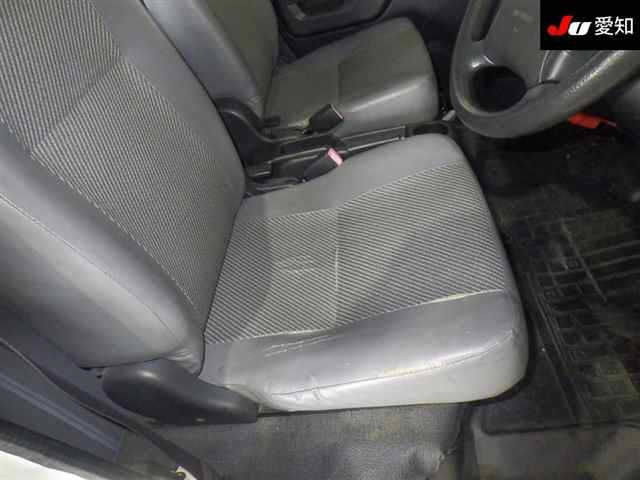 TOYOTA TOWN ACE VAN 2011
