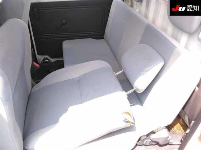 DAIHATSU HIJET VAN 2013