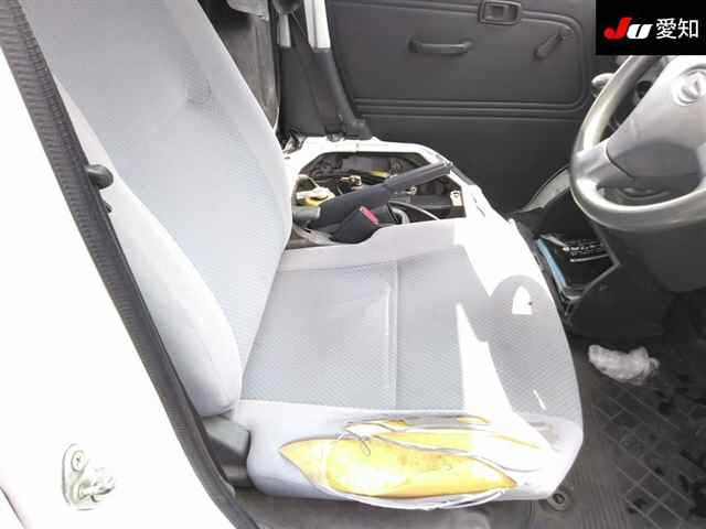 DAIHATSU HIJET VAN 2013