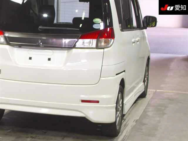 MITSUBISHI DELICA D2 2012