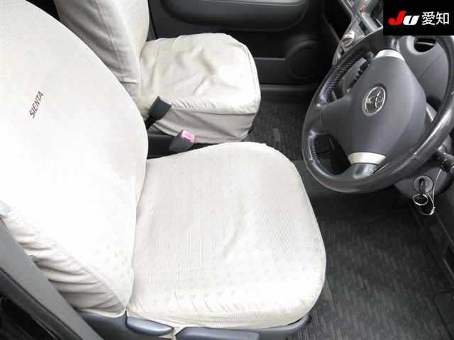 TOYOTA SIENTA 2012