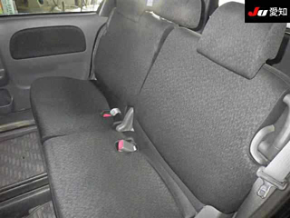 TOYOTA SIENTA 2011