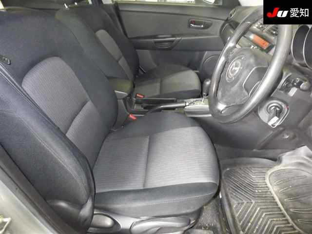 MAZDA AXELA 2009