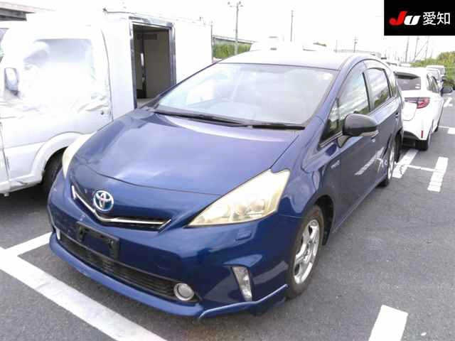 TOYOTA PRIUS ALPHA 2012
