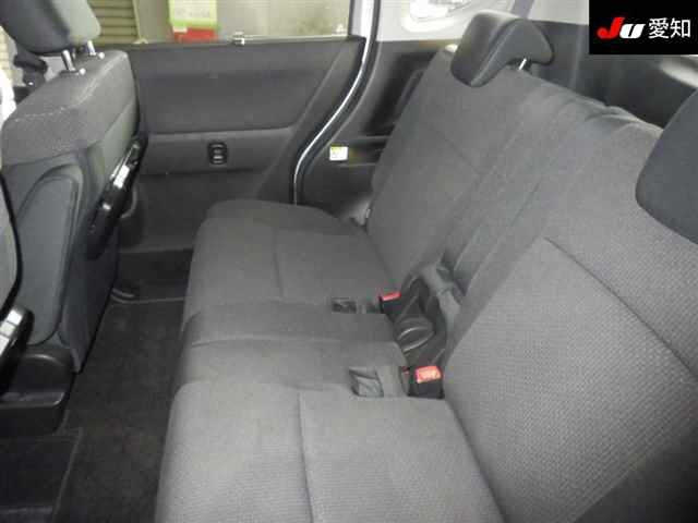 MITSUBISHI DELICA D2 2018