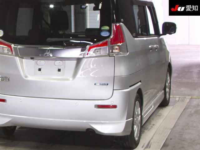 MITSUBISHI DELICA D2 2018