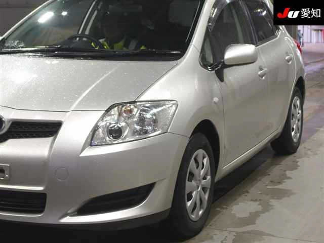 TOYOTA AURIS 2008