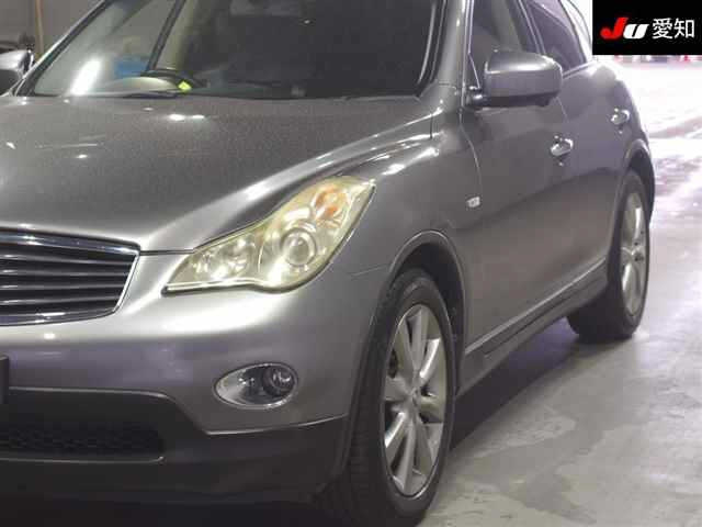 NISSAN SKYLINE CROSSOVER 2011