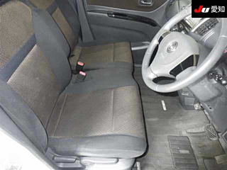 NISSAN ROOX 2010