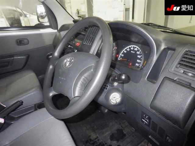 TOYOTA LITE ACE VAN 2012