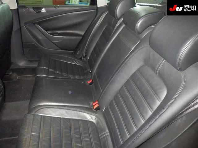 VOLKSWAGEN PASSAT VARIANT 2008