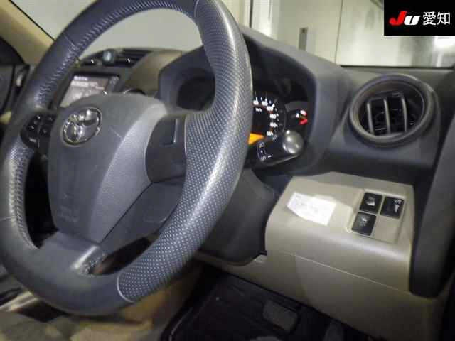 TOYOTA VANGUARD 2011