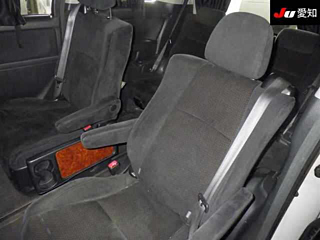 TOYOTA VELLFIRE 2009