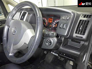 NISSAN SERENA 2009