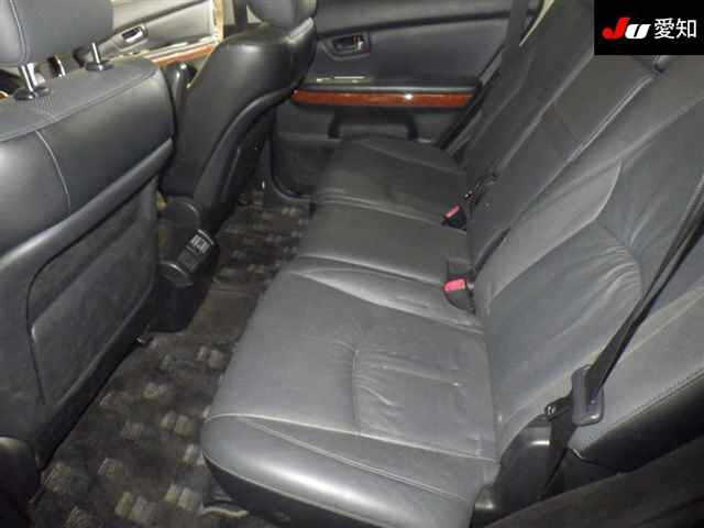 TOYOTA HARRIER 2011