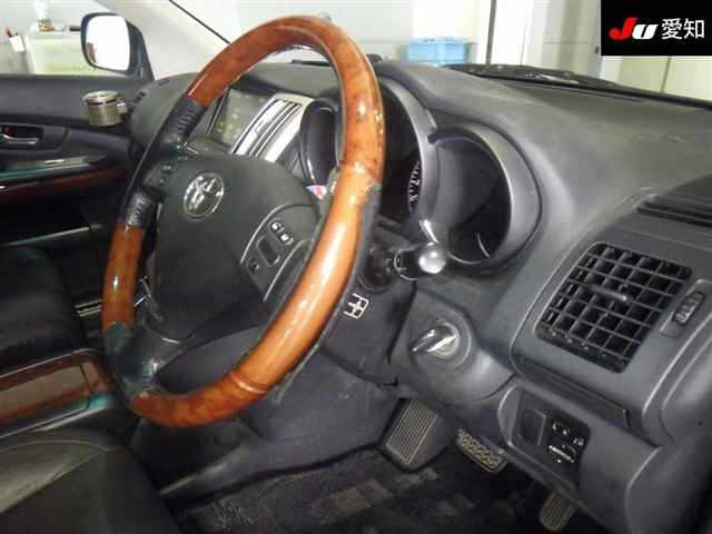 TOYOTA HARRIER 2011
