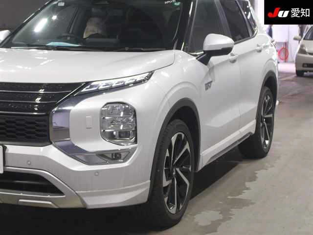 MITSUBISHI OUTLANDER PHEV 2024