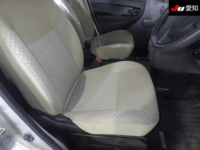 NISSAN NV200 2013