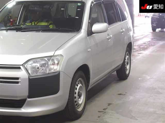 TOYOTA SUCCEED 2020