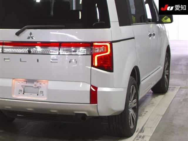 MITSUBISHI DELICA D5 2024