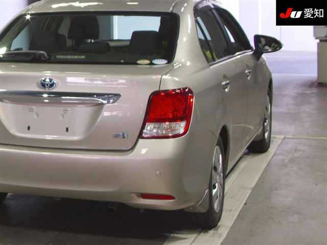 TOYOTA COROLLA AXIO 2015