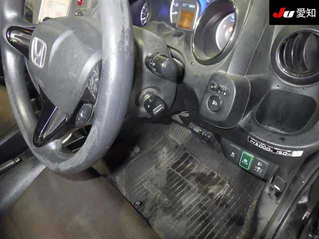 HONDA FIT SHUTTLE 2012