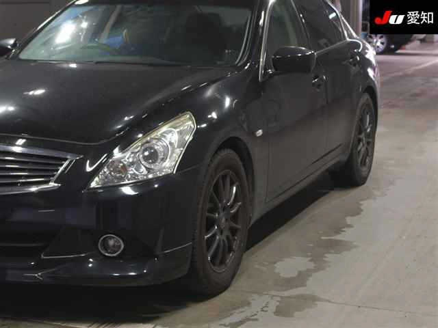 NISSAN SKYLINE 2010