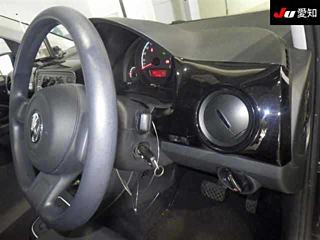 VOLKSWAGEN UP 2014