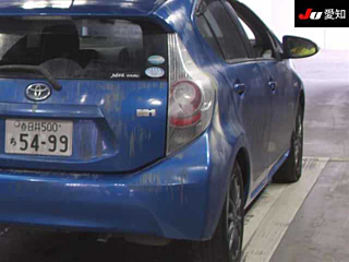 TOYOTA AQUA 2012