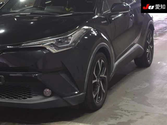 TOYOTA C-HR 2017