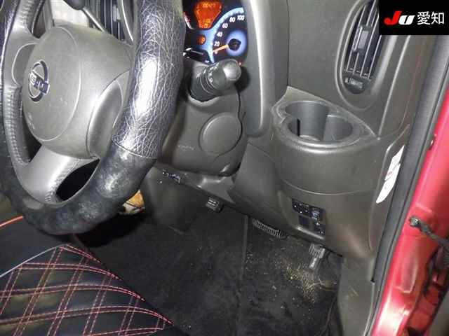 NISSAN CUBE 2010