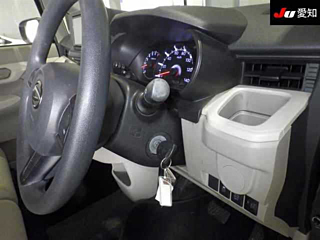 DAIHATSU MOVE 2015