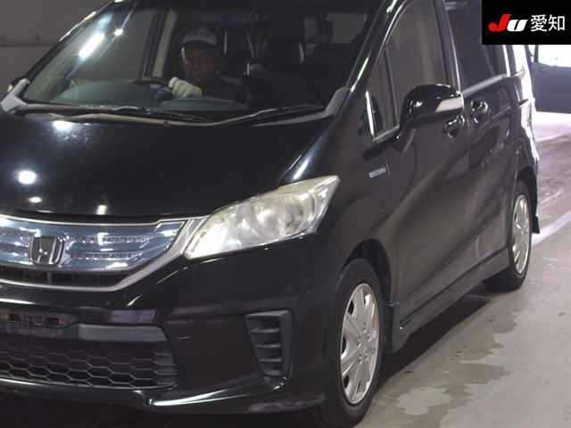 HONDA FREED 2013