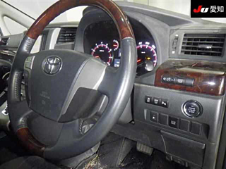 TOYOTA VELLFIRE 2014
