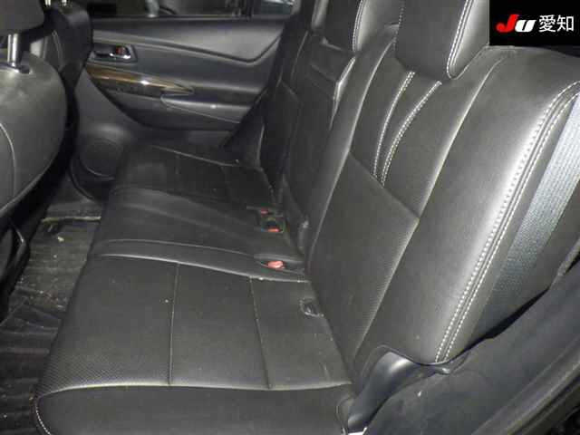 TOYOTA HARRIER 2015