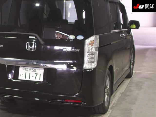 HONDA STEP WAGON 2014
