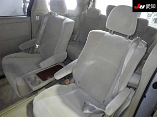 TOYOTA ALPHARD 2010