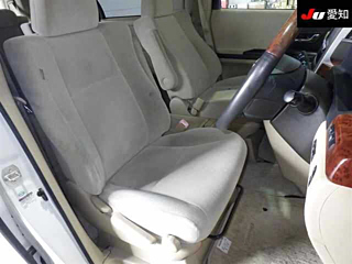 TOYOTA ALPHARD 2010