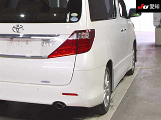 TOYOTA ALPHARD 2010