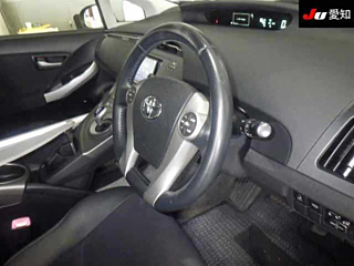 TOYOTA PRIUS 2012
