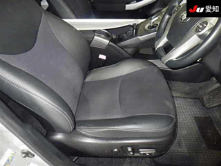 TOYOTA PRIUS 2012